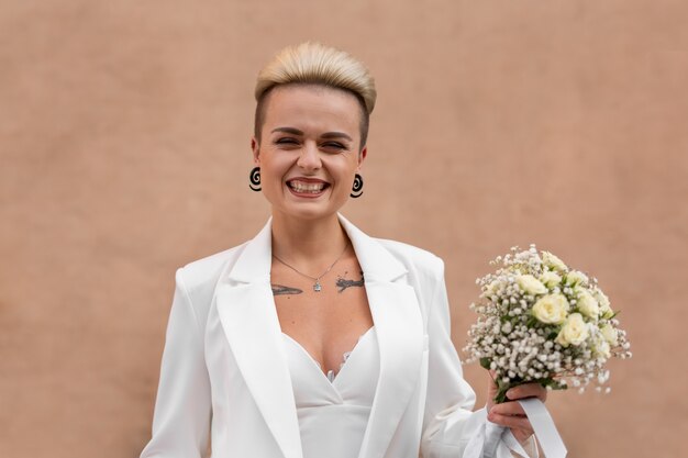 Jak wybrać idealną kreację na ślub bliskiej osoby: Poradnik dla mam i teściowych